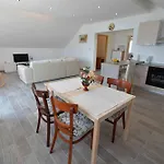 Mili Sea View Apartment *