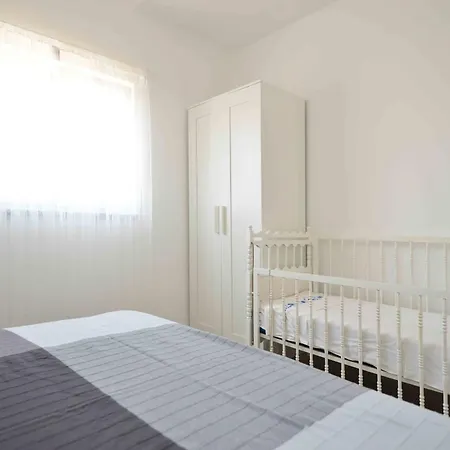 Mili Betina (Sibenik-Knin)