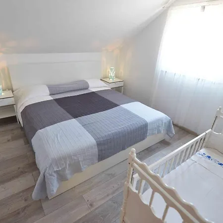 Apartmán Mili Betina (Sibenik-Knin)