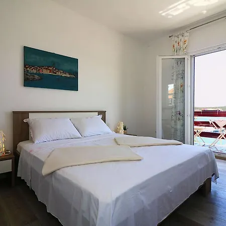 Mili Sea View 아파트 *