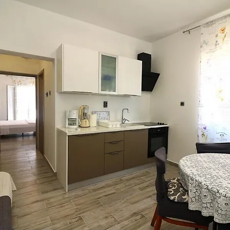Mili Sea View 아파트